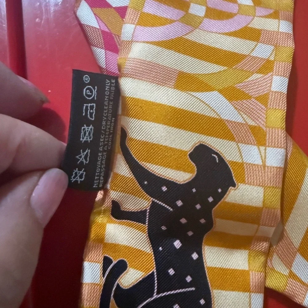 Cartier Panthere Scarf beautiful design New Never Worn Cartier London